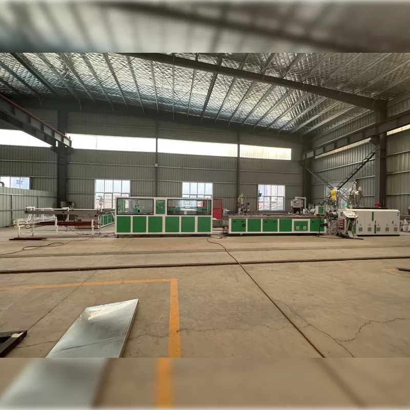 PVC Kanpoko Estrusiozko Zoru Ekoizpen Ekipamendua ardatz garrantzitsua da egungo industrian?